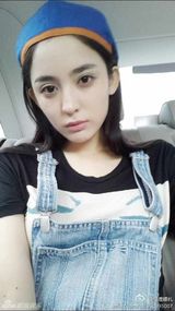 组图：全国校花微博大搜罗 性感爆乳VS清纯可爱