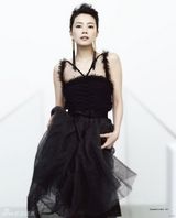 组图：高圆圆登杂志封面 畅谈未来有无限可能