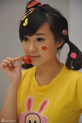 组图：杭州快女六一齐卖萌 付梦妮被赞专业