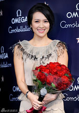 幻灯图集：章子怡日本代言 诈捐门首次商业秀