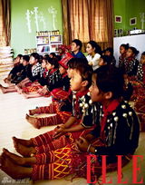 组图：冯绍峰倪妮登《ELLE》 赴云南慈善之旅