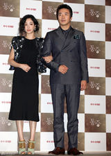 高清组图：韩星权相佑(权相宇)郑丽苑新片《疼痛》媒体首映