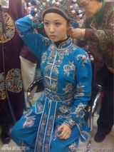 姚贝娜好声音首秀获赞 生活照活力斗鸡眼搞怪