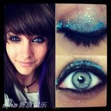 组图：MJ爱女帕丽斯初长成 朋克自拍照时尚青春