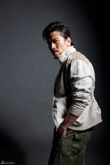 组图：唐文龙发布全新写真 型男魅力展露无遗