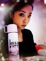 组图：李思思生活照曝光 一改春晚范儿变萌少女