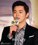 组图：宋康昊金慧秀等宣传《观相》 李钟硕参演