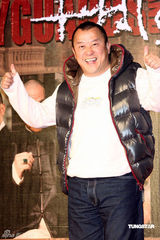 高清组图：《十月围城》台北首映 陈可辛全家走红毯