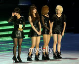 组图：MAMA颁奖礼澳门举行 2NE1与miss A分获三大奖