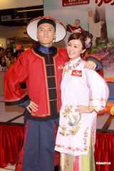 幻灯图：无线福将欧阳震华力挺新剧 收视高将裸奔