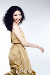 组图：龚蓓苾赫本造型写真曝光 尽显高贵典雅