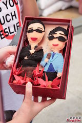 组图：歌迷纸鹤献张国荣 陈淑芬感叹功德圆满