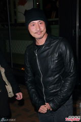 组图：张学友宴谢众星 何韵诗称因梅艳芳再聚首