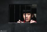 组图：《暗花》主打女人牌 女性越狱引关注