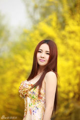 组图：性感女星孟茜异域风尚大片 摇曳生姿身材曼妙