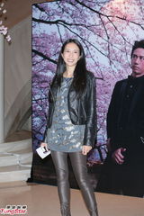 组图：叶佩雯郭伟亮浪漫大婚 陈奕迅喜当兄弟团