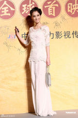 组图：《白蛇传说》首映 杨子扬言票房三亿不封顶