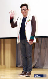 组图：韩星高贤贞等出席《Go Show》记者招待会