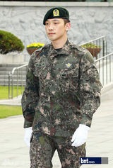 组图：张亮周杰伦金宇彬领衔娱乐圈“丑帅男”