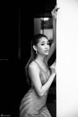 组图：《泰囧》人妖Rose深V露乳性感可人