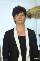 组图：温升豪自爆曾是“小资” 郭书瑶不惧比性感