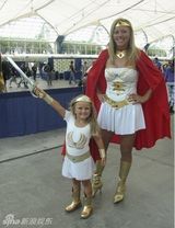 幻灯图集：动漫展第4日花絮 粉丝COSPLAY显身手