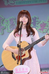 组图：韩女歌手JUNIEL访港直言欣赏周柏豪