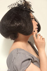 幻灯图：芙蓉姐姐最新写真 露乳沟挑战Gaga