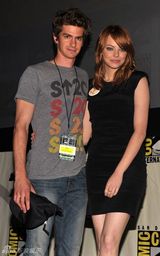 高清组图：新蜘蛛侠安德鲁和女主角艾玛-斯通亮相