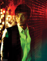 组图：耿乐拍最新圣诞写真 打造华美视觉盛宴