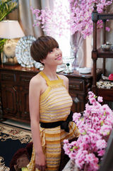 组图：谭维维家居春装大片 人面桃花别样红