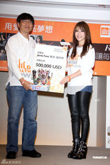 高清组图：萧亚轩吴建豪小S杨谨华等录制公益单曲