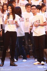 幻灯组图：张学友陈慧琳压轴献唱《但愿人长久》