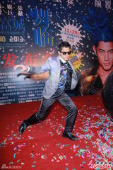 组图：郭富城戴墨镜宣传巡演 邀发哥合作寒战2