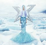 组图：尚雯婕新唱片封面曝光 蓝色头发大展另类