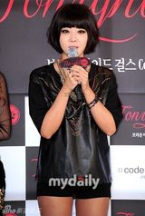 组图：韩团BEG宣传19禁个唱短裙秀美腿