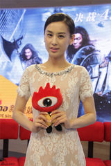 组图：《冰封》罗永昌甄子丹黄圣依做客