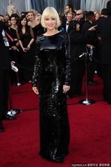 高清组图：安娜-法瑞丝黑色闪片裙低调奢华