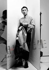 组图：刘德华登时尚杂志封面 称狄仁杰是人不是神