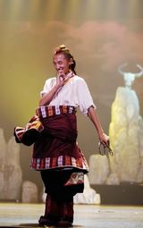 组图：容中尔甲杨丽萍《藏谜》精彩剧照