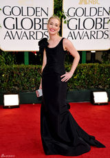 高清图：68届金球奖红毯 派波-普拉伯红唇诱人 