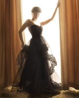 高清组图：克里斯汀-贝尔登封面 演绎复古风情