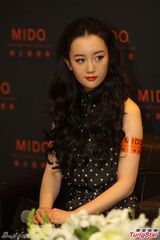 组图：吴尊愿参与亲子节目 王丽坤张檬争艳