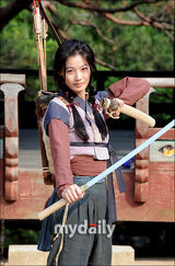 组图：俞承浩新剧《武士》公开拍摄 众主演古装亮相