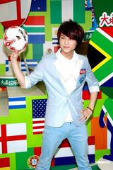 高清组图：棒棒堂王子小杰毛弟与歌迷观赏世界杯