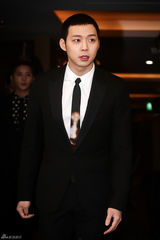 高清图：JYJ宣传亚运会 在中美艳有天可爱