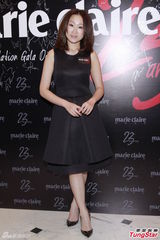 组图：林峰与女友工作中庆生 佘诗曼尊重曾志伟