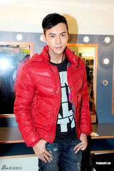 组图：周丽淇等众明星为《YES 20音乐会》献唱