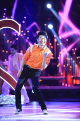 组图：《舞出我人生》夺冠之夜精彩纷呈