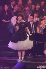 组图：容祖儿九夺劲歌金曲歌后 林峰获最受欢迎